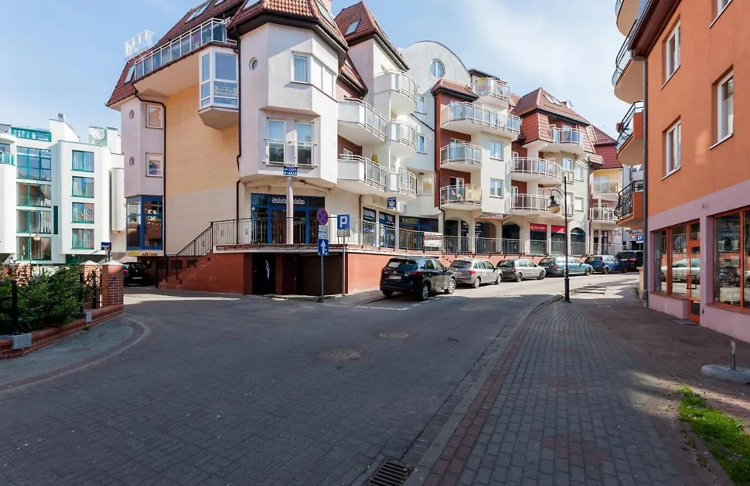 JANTAR APARTAMENTY- Port Kołobrzeg ul.Cicha-1