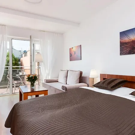 JANTAR APARTAMENTY- Port Kołobrzeg ul.Cicha-3